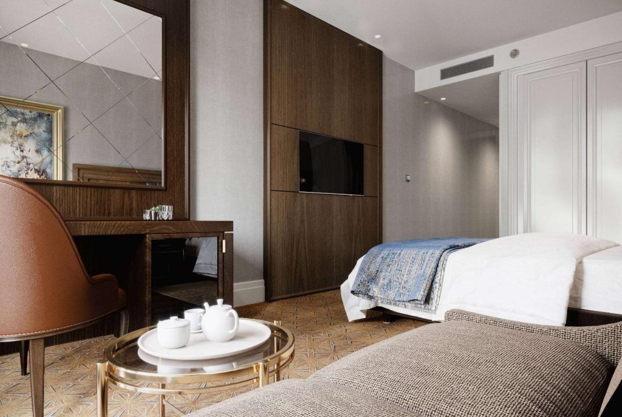 Ramada Plaza Sultanahmet Hotel Isztambul Kültér fotó A bedroom at the hotel